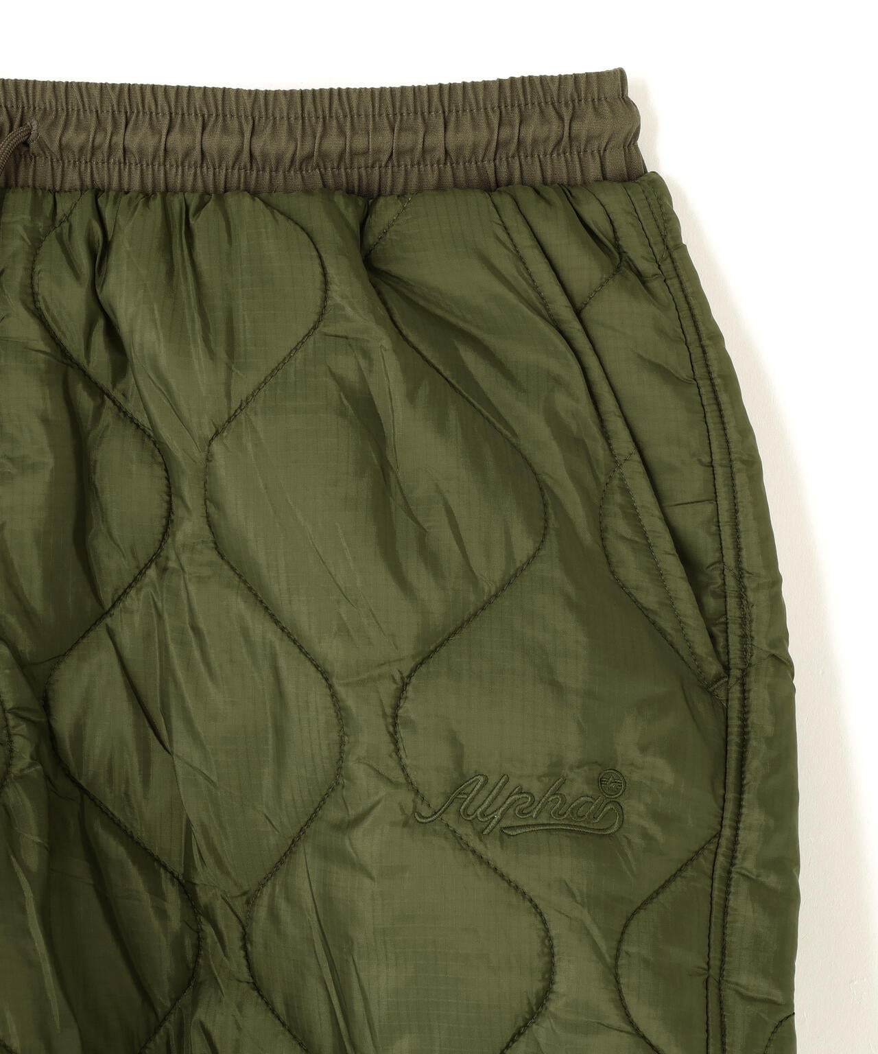 RELAXED QUILTED SHORT