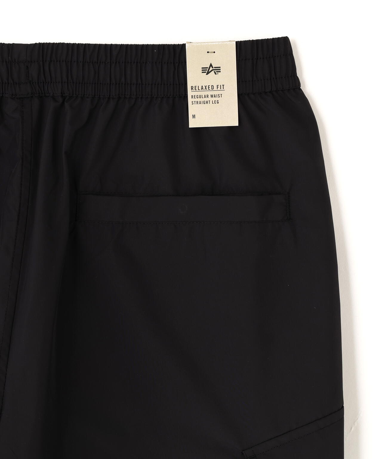 CWU 36／P RELAXED SHORT