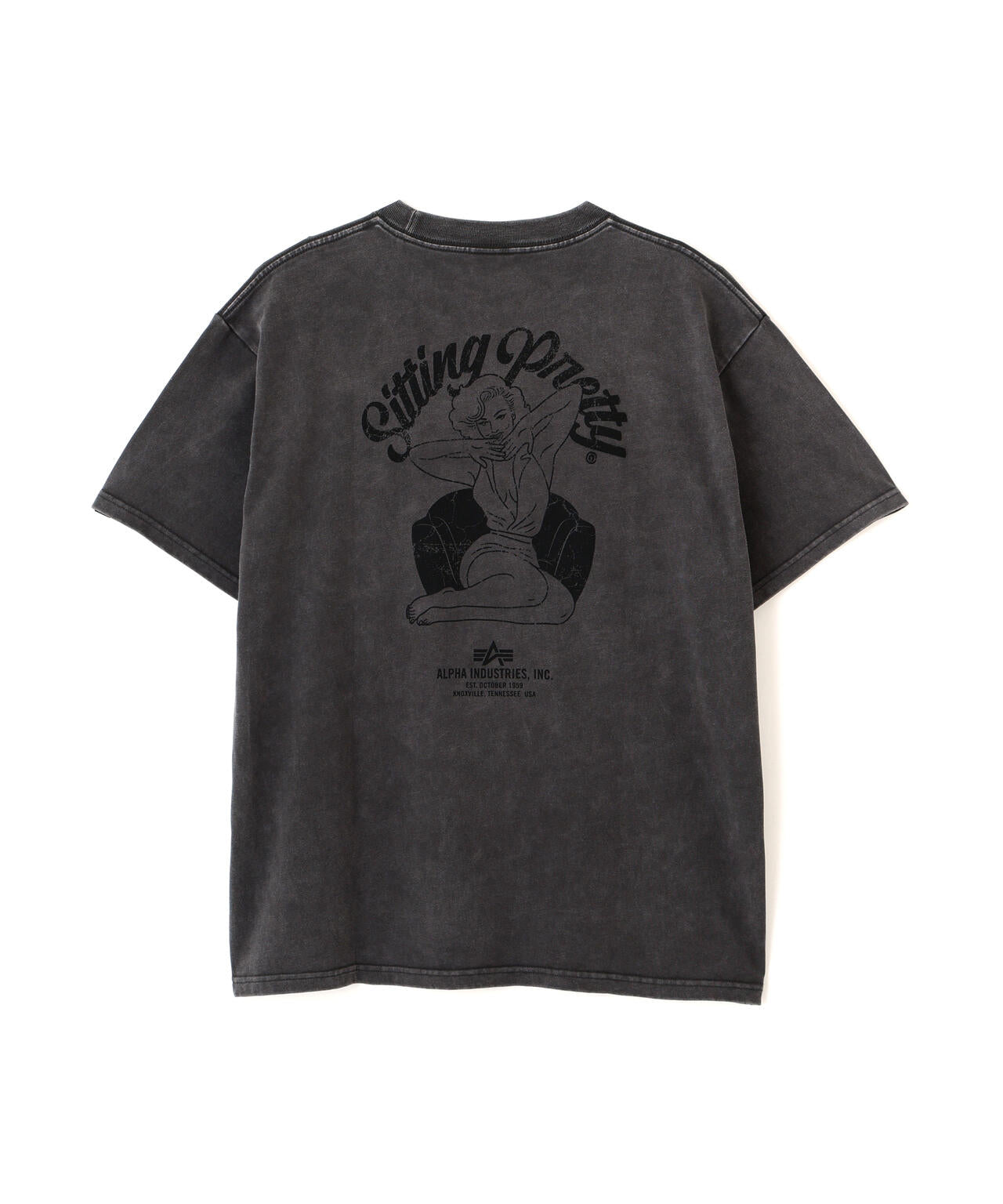 SITTING PRETTY T‐SHIRT