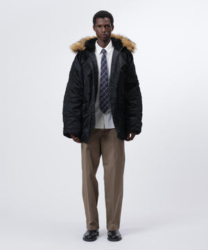 185cm C:83 W:66 H:86 着用サイズ：L